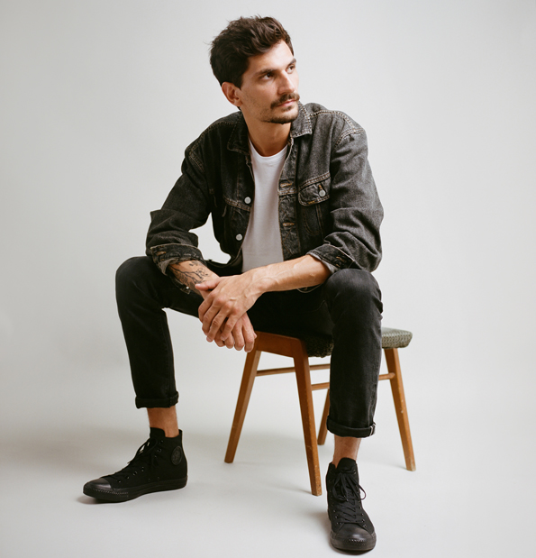 James Hersey sort un tube en duo avec Narou : Don't Need Me James Hersey sort un tube en duo avec Narou : Don't Need Me