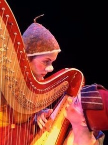 Plume et Paille par la Cie Adroite Gauche - Plume et Paille par la Cie Adroite Gauche -