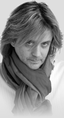 Nilda Fernandez pense à la France et offre gratuitement son nouveau single Nilda Fernandez pense à la France et offre gratuitement son nouveau single