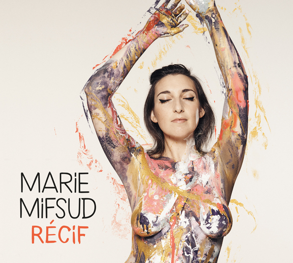 Marie Mifsud dévoile Récif, son second album le 27 mars