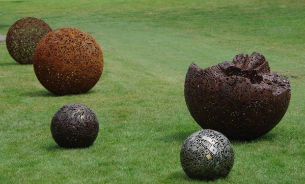 « Atmosphères » Sculptures de JEAN-NO. « Atmosphères » Sculptures de JEAN-NO.
