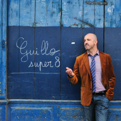 Guillo, son talent d'écriture se révéle en Super 8 Guillo, son talent d'écriture se révéle en Super 8