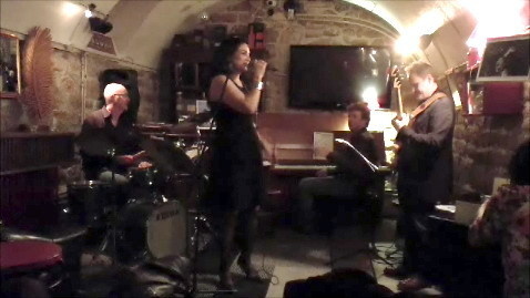 Laura Buenrostro Latin Quartet à la Cave du 38Riv' Laura Buenrostro Latin Quartet à la Cave du 38Riv'