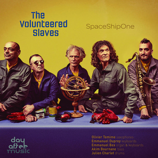 The Volunteered Slavec décollent avec l'album spirituel SpaceShipOne
