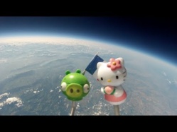 Nos jouets dans l'espace (bad piggies et kitty)