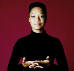 Lisa Simone ©Franck Loriou - Agence VU Lisa Simone ©Franck Loriou - Agence VU