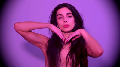 Fiona Sanjabi : un nouveau souffle avec Respire-Moi Fiona Sanjabi : un nouveau souffle avec Respire-Moi