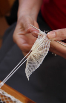 Fil se tisse, des œuvres se créent… Fil se tisse, des œuvres se créent…