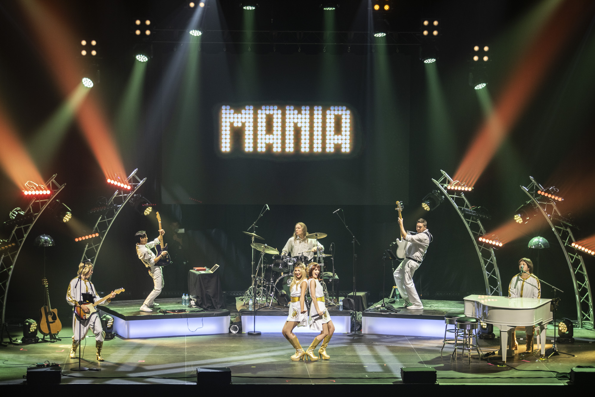 Mania, la tournée tribute à ABBA revient en France et passe Salle Pleyel à Paris