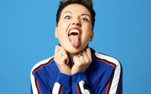 Carine Erseng - Hoze dévoile le clip de Regarde Carine Erseng - Hoze dévoile le clip de Regarde