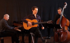 Yannick Lebossé trio : Le swing d'Ella à la Cave du 38Riv'
