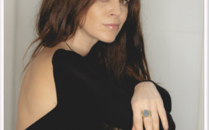 Eva Marchal chante contre les violences avec Au bout du couloir Eva Marchal chante contre les violences avec Au bout du couloir