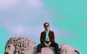 "Eléa" le nouveau clip planant de Luke Anger "Eléa" le nouveau clip planant de Luke Anger