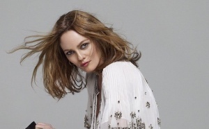 Vanessa Paradis sur le sable de Brive Festival