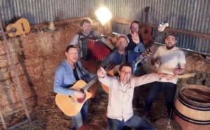 Sans Prétention chante la Bretagne avec Chez Les Bretons Sans Prétention chante la Bretagne avec Chez Les Bretons