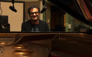 Arshid Azarine annonce son nouvel album Vorticity Arshid Azarine annonce son nouvel album Vorticity