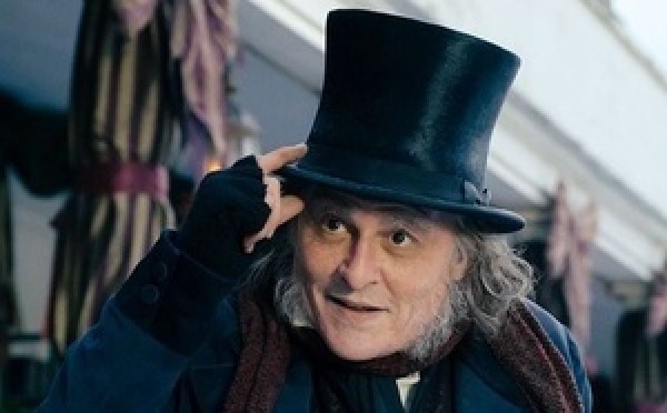 SCROOGE — Johnny Depp ressuscite le mythe dans une relecture gothique signée Ti West