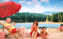  « La Famille Tout-Écran en vacances ».